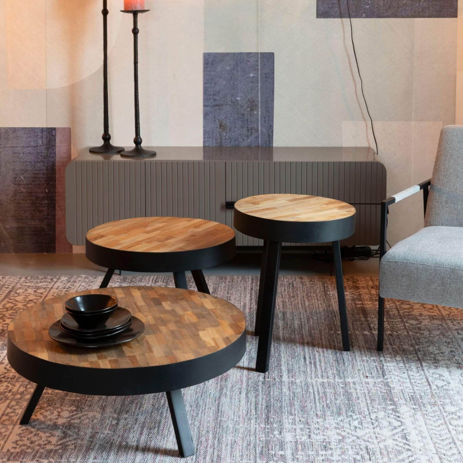 table basse suri teck - m - ø 58 x h 40 cm 4 table basse suri teck - m - ø 58 x h 40 cm – image 4