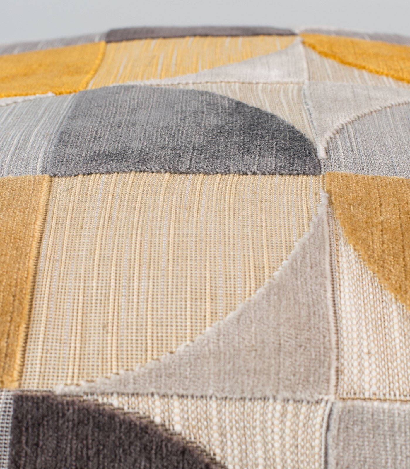 coussin club 45 x 45 cm - yellow 4 coussin club 45 x 45 cm - yellow – image 4