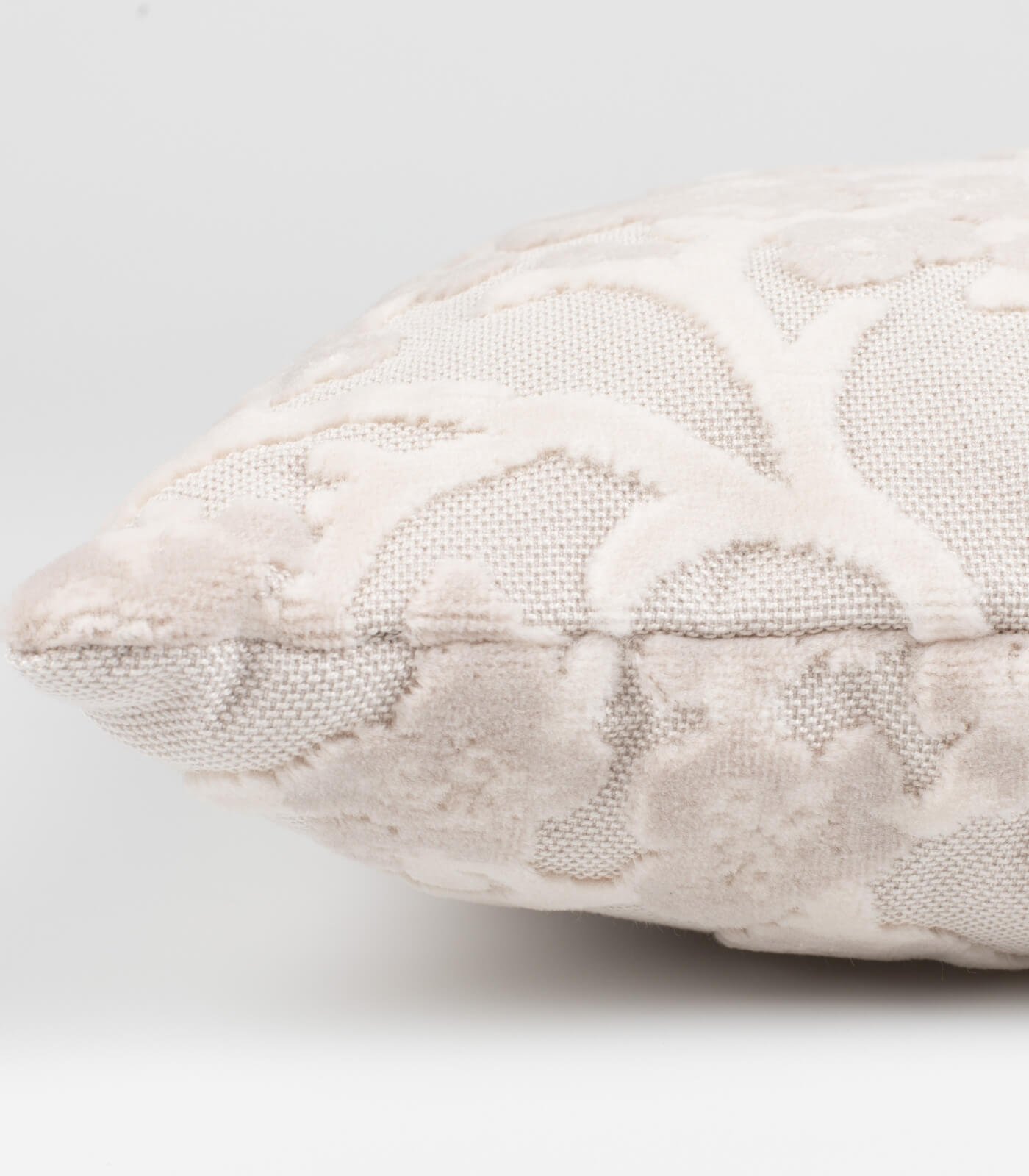 coussin april nude – 45 x 45 cm 6 coussin april nude – 45 x 45 cm – image 6