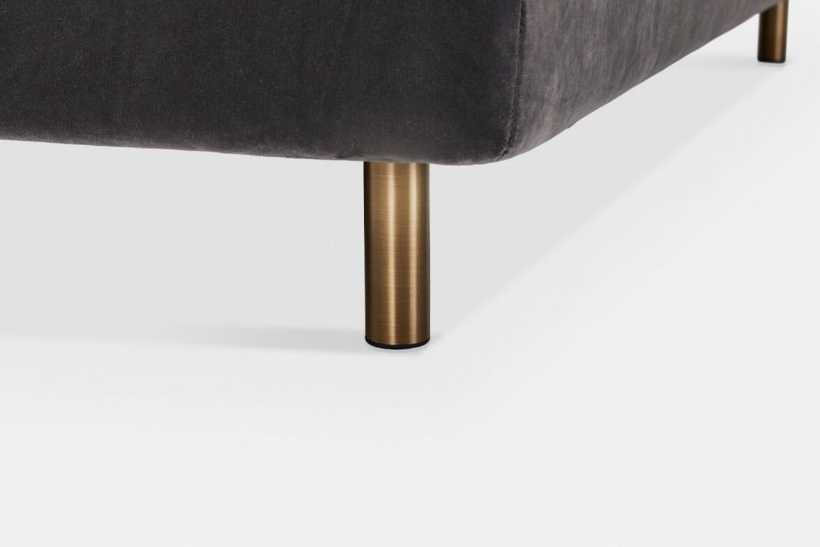 902736-bed-quilted-upholstery-queen-grey-norfolk--6-detail_1