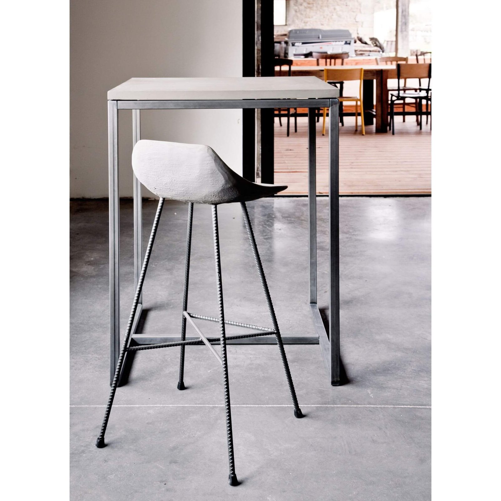 tabouret de comptoir hauteville 670 - lyon beton 9 tabouret de comptoir hauteville 670 - lyon beton – image 9