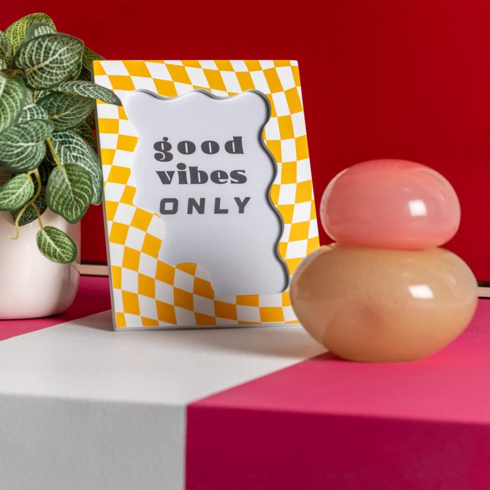 cadre photo wave - jaune - l 18 x h 23 cm 2 cadre photo wave - jaune - l 18 x h 23 cm – image 2