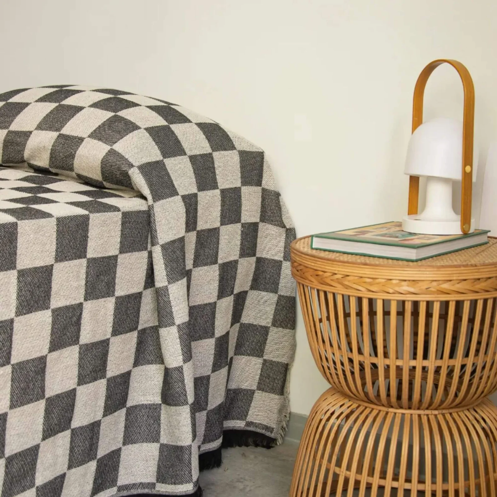 couvre-lit jacquard - damier gris - 240 × 240 cm 3 couvre-lit jacquard - damier gris - 240 × 240 cm – image 3